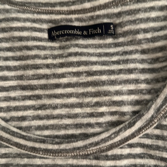Abercrombie & Fitch Flowy Tank Top Size Small Gray & White - Picture 7 of 8